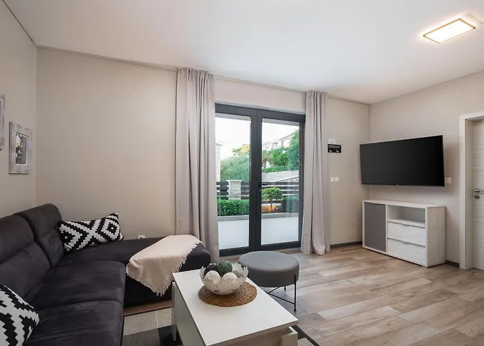 Emma On Island Pag For 14 Persons With Sea View, Wellness & Pool Heating Villa