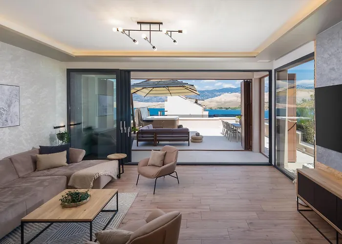 Emma On Island Pag For 14 Persons With Sea View, Wellness & Pool Heating Pag Town