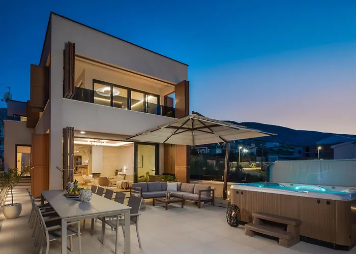 Emma On Island Pag For 14 Persons With Sea View, Wellness & Pool Heating * Pag Town