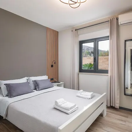 Emma On Island Pag For 14 Persons With Sea View, Wellness & Pool Heating Villa