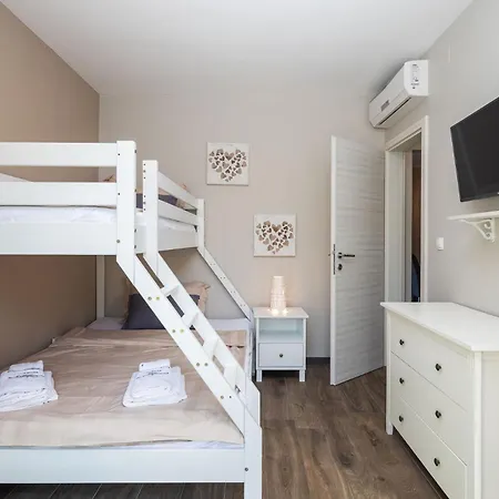 Emma On Island Pag For 14 Persons With Sea View, Wellness & Pool Heating *