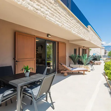 Emma On Island Pag For 14 Persons With Sea View, Wellness & Pool Heating * Pag Town