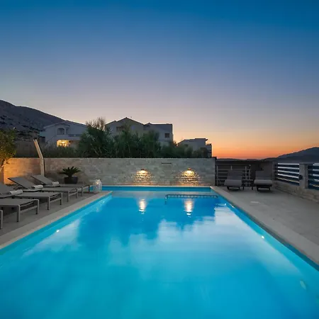 Emma On Island Pag For 14 Persons With Sea View, Wellness & Pool Heating Pag Town